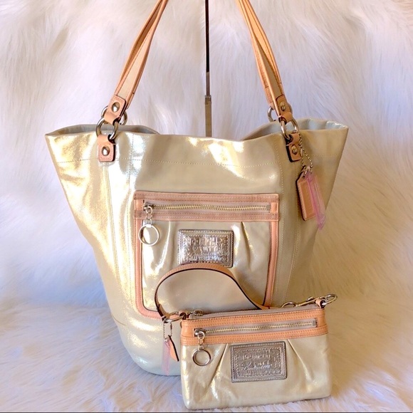 Coach Handbags - EUC COACH 2 pc RARE PoPPy BELLA Tote SET